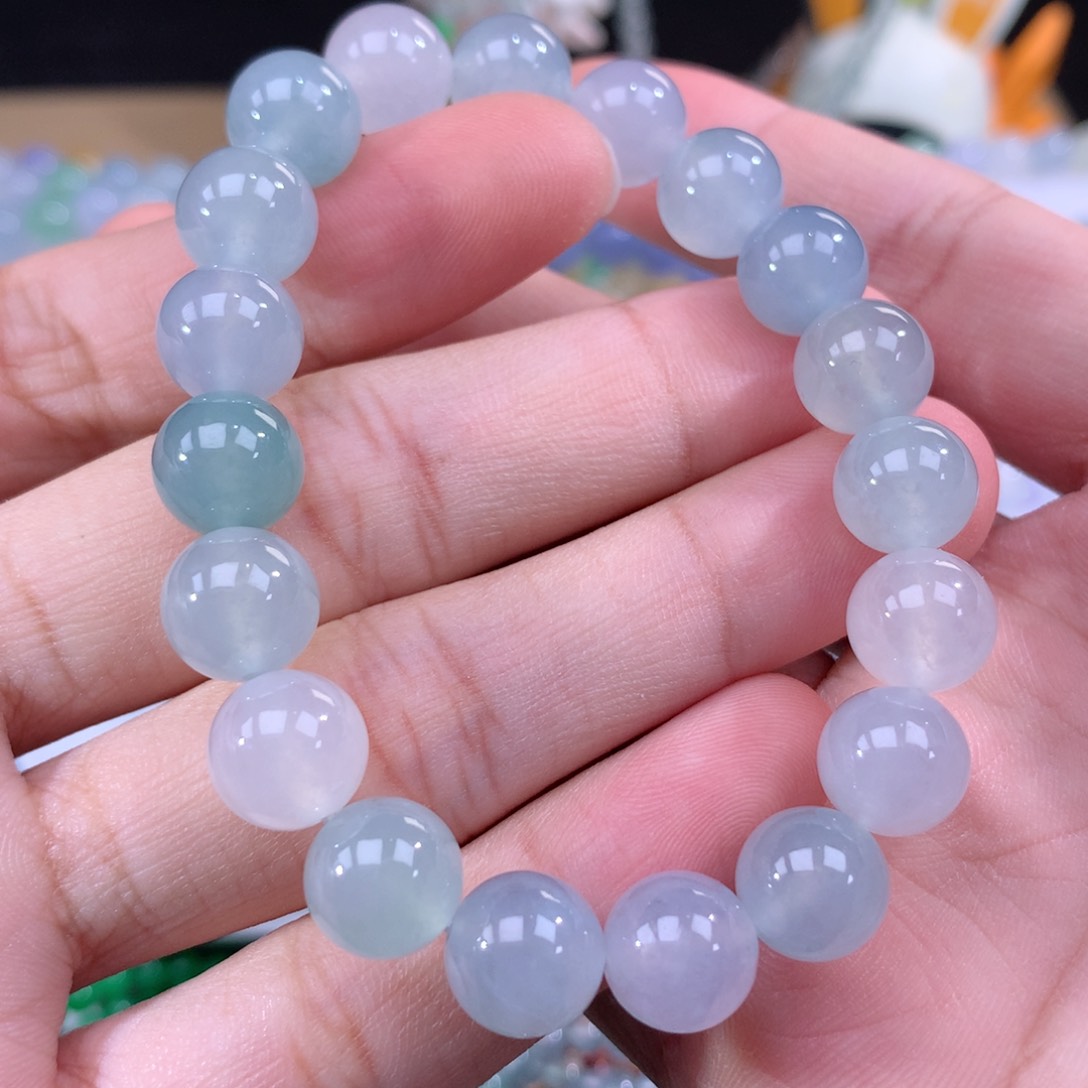 翡翠手链未镶嵌翡翠