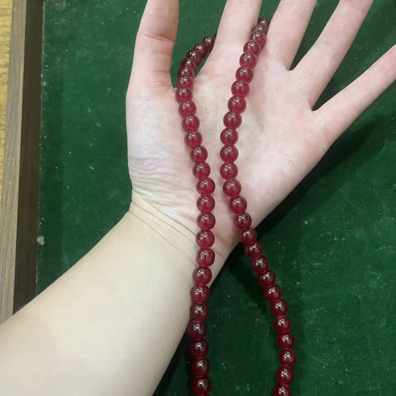 662----浮力红串挂件 藏品