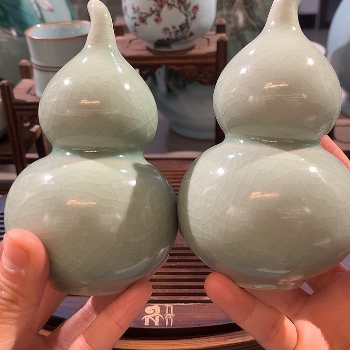 一对葫芦汝瓷摆件