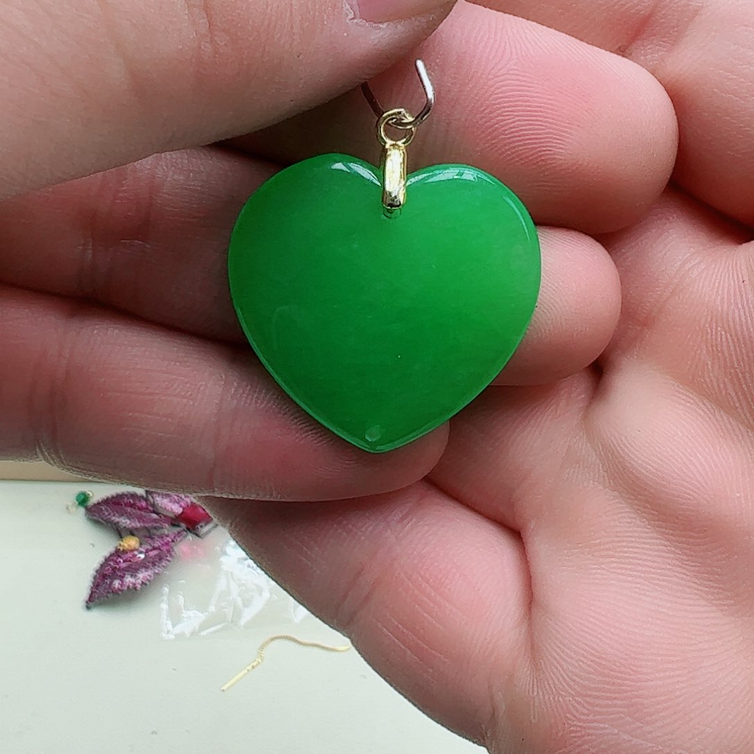 翡翠吊坠(赠链)银S925镶嵌