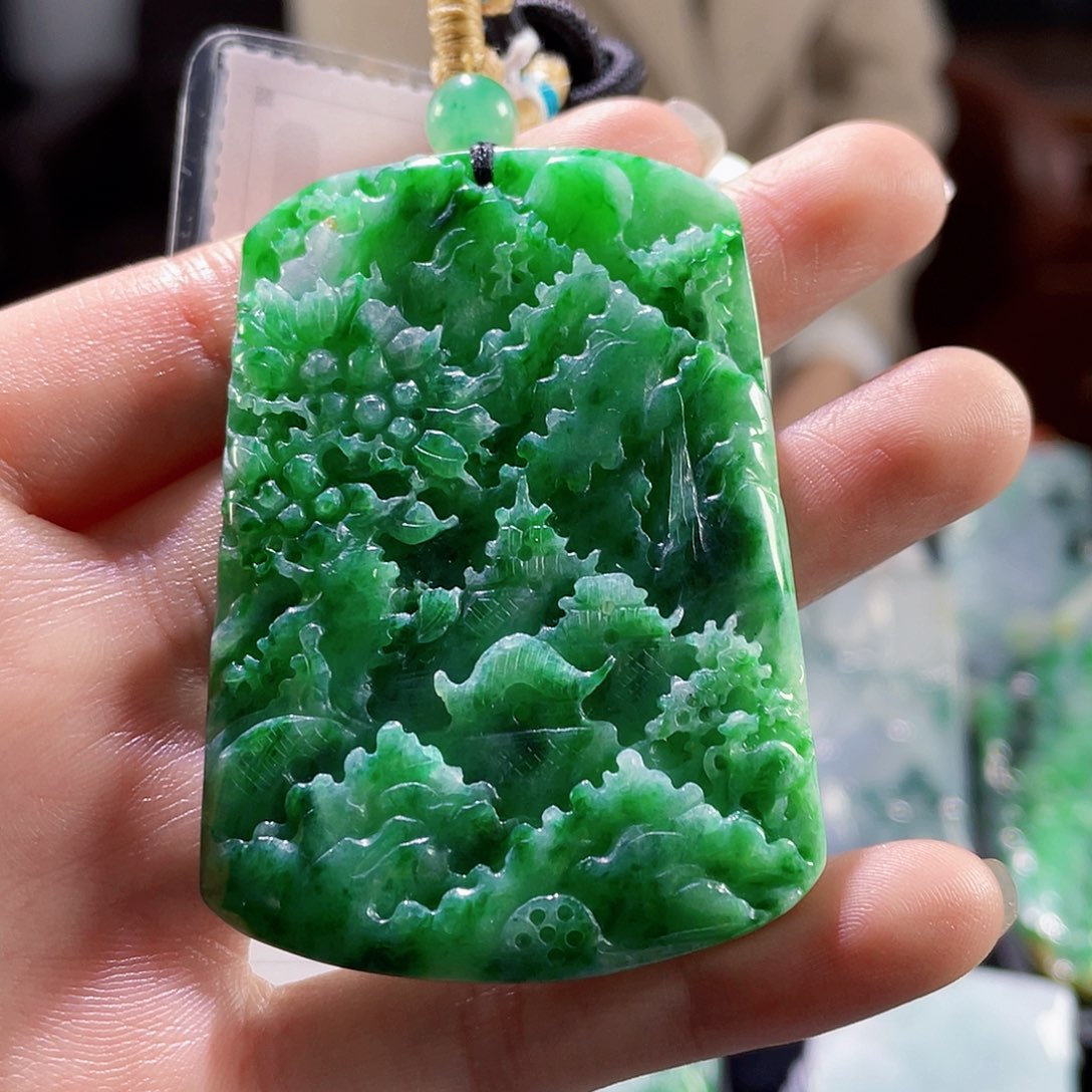 颈饰未镶嵌翡翠翡翠