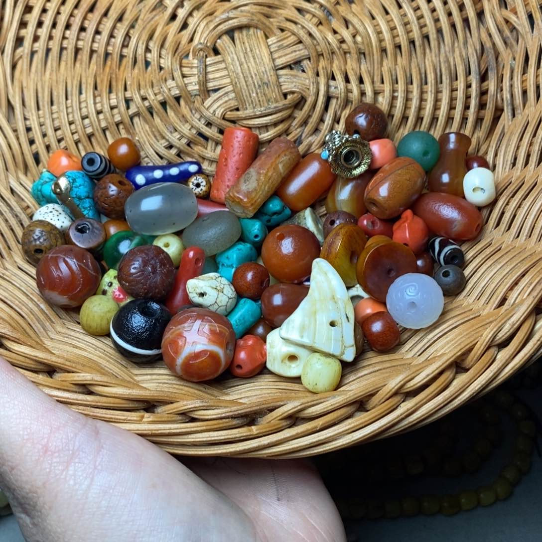 大叶紫檀（黑酸枝木类）