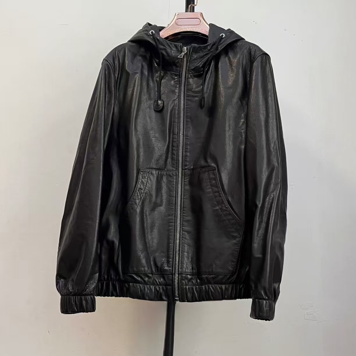 连帽设计师男春秋短款牛皮连帽春秋外套皮衣春季男士