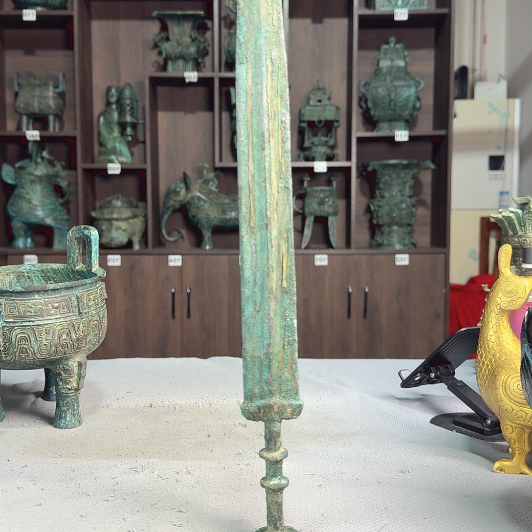 黄铜司母戊与金秋时节结成友好合作互助组织