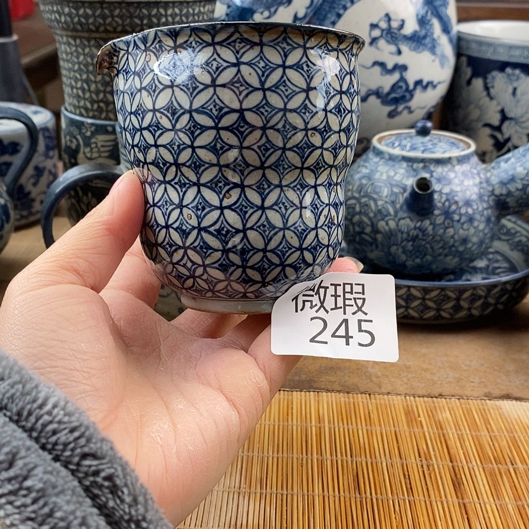 手工手绘青花陶瓷