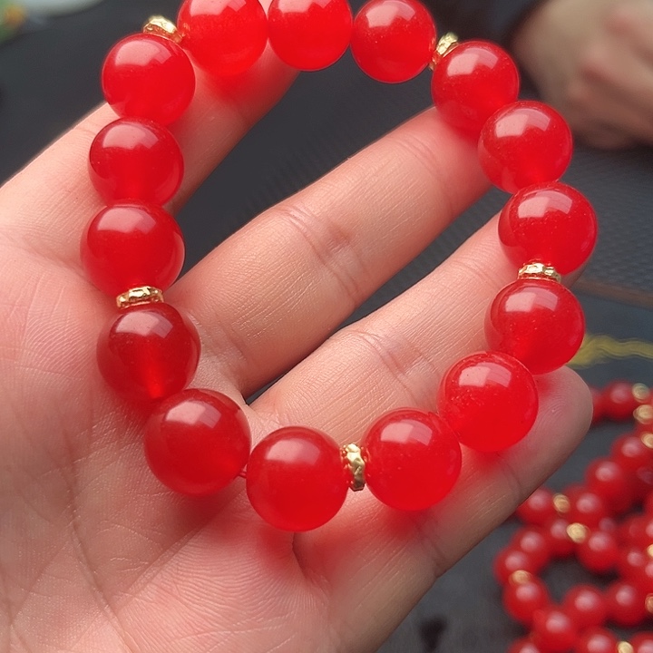 翡翠颈饰未镶嵌啊啊