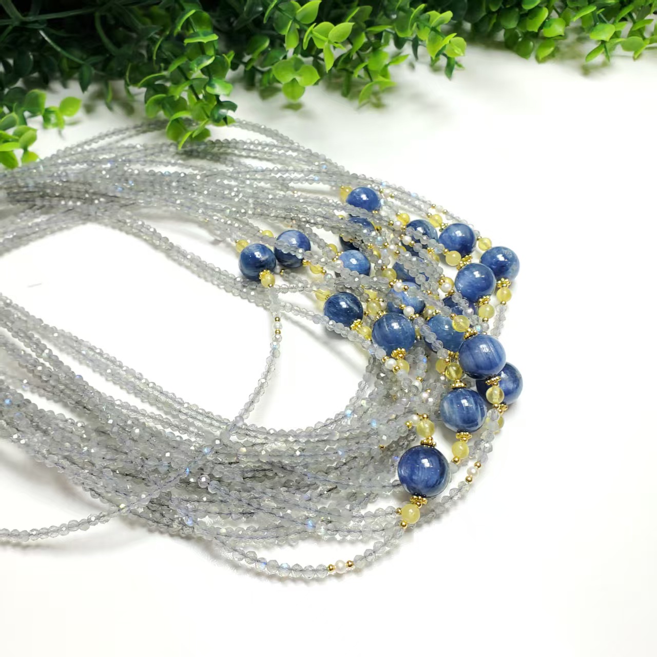 S883【赵小姐】时尚白搭蓝晶石灰月光石项链