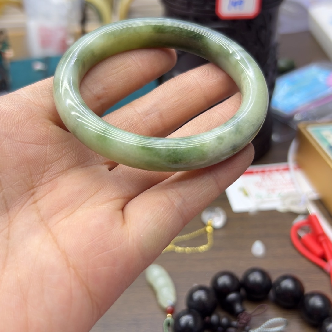 和田玉未镶嵌手镯56.8圈围176