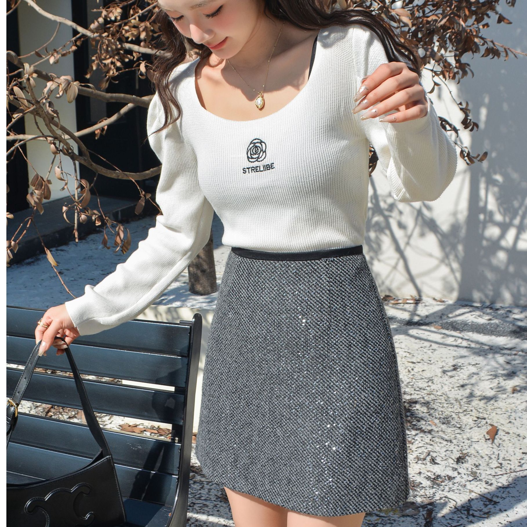 小香风半身裙子2025亮片秋冬毛呢新款高腰亮闪闪显瘦修腿半裙短裙