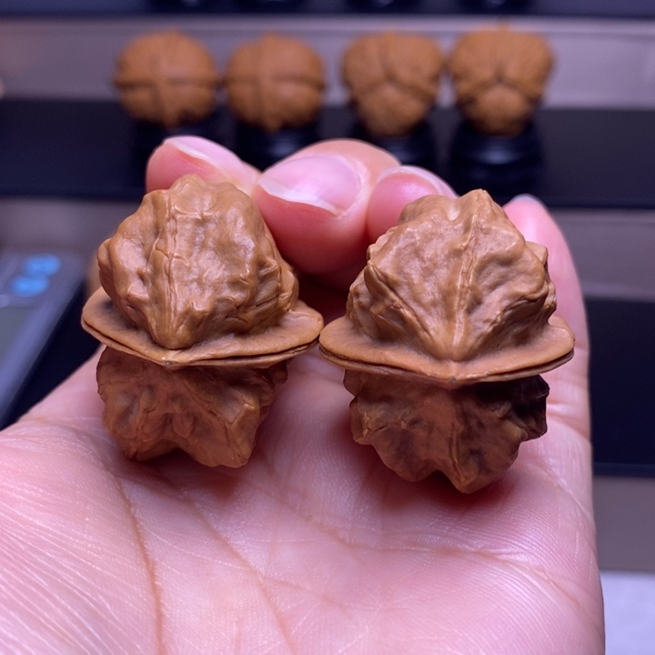 文玩核桃把件蟾虫精15