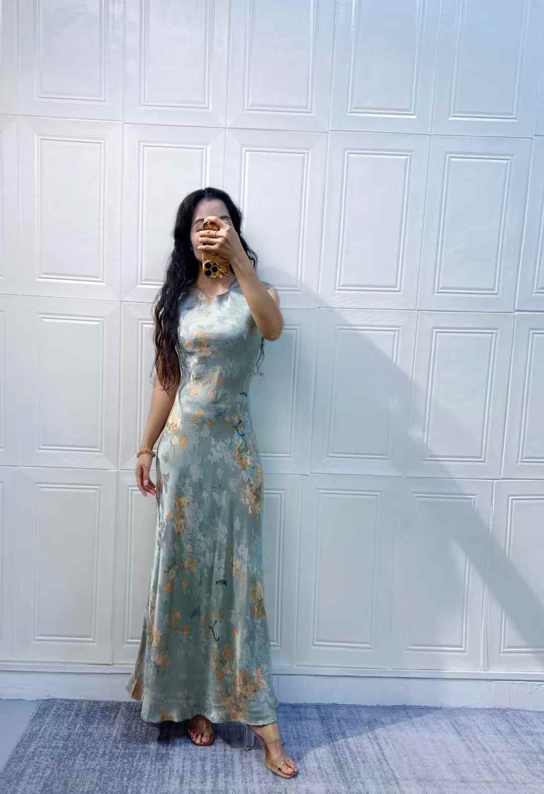 G272新款25夏季桑蚕丝香云纱法式复古修身宽松气质连衣裙