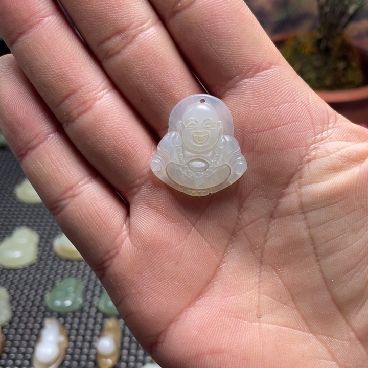 岫玉颈饰未镶嵌天然岫玉小佛