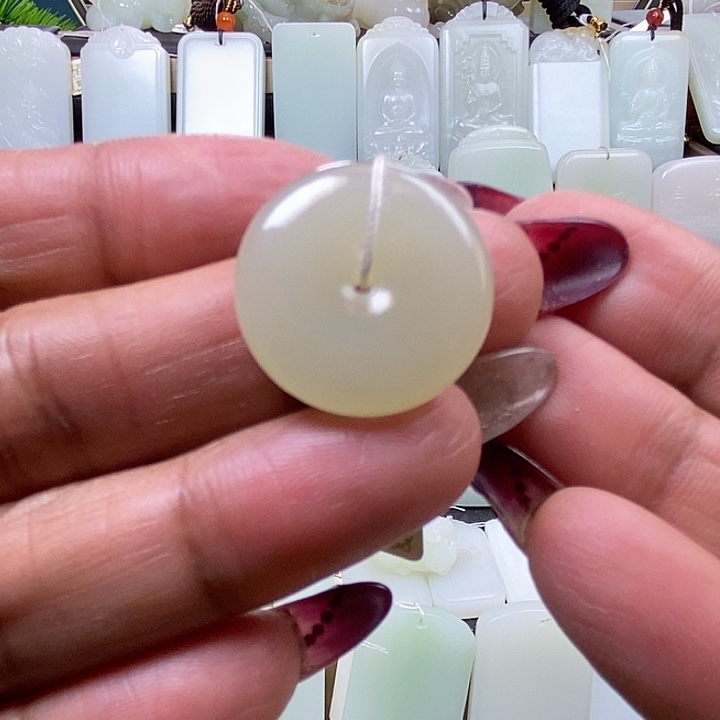 和田玉挂件未镶嵌