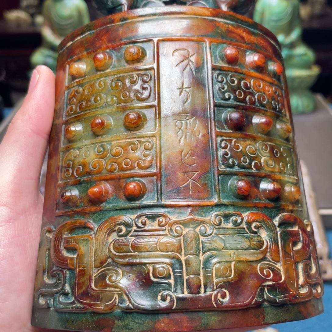 和田玉挂件未镶嵌上**人