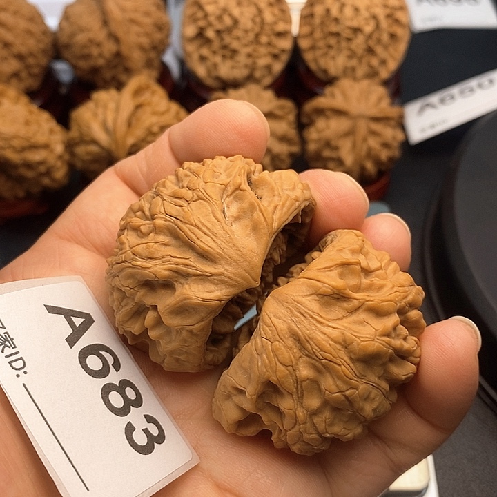 吊坠文玩核桃官帽聚宝盆4.4