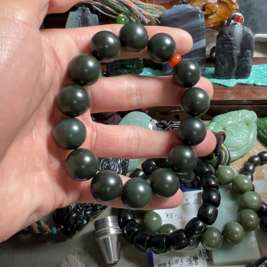 和田玉挂件未镶嵌无***@