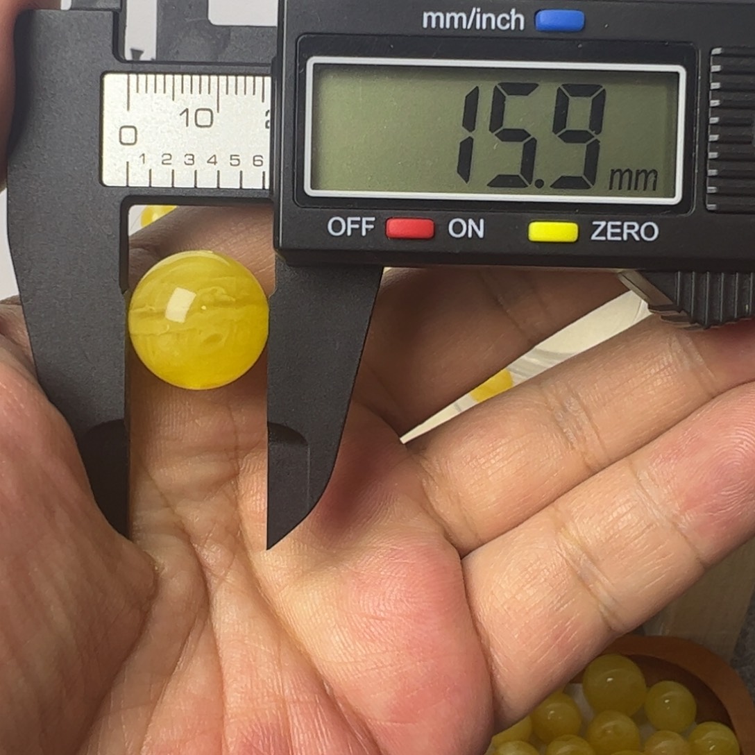 琥珀未镶嵌裸石微瑕单珠000