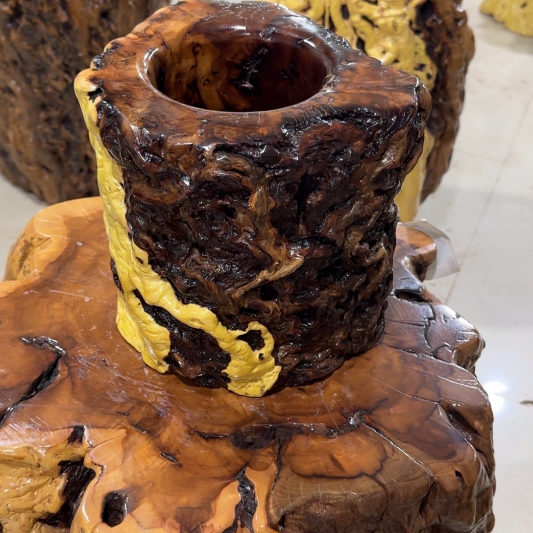 朝***陽龙纹鸡心枣木手工艺品 