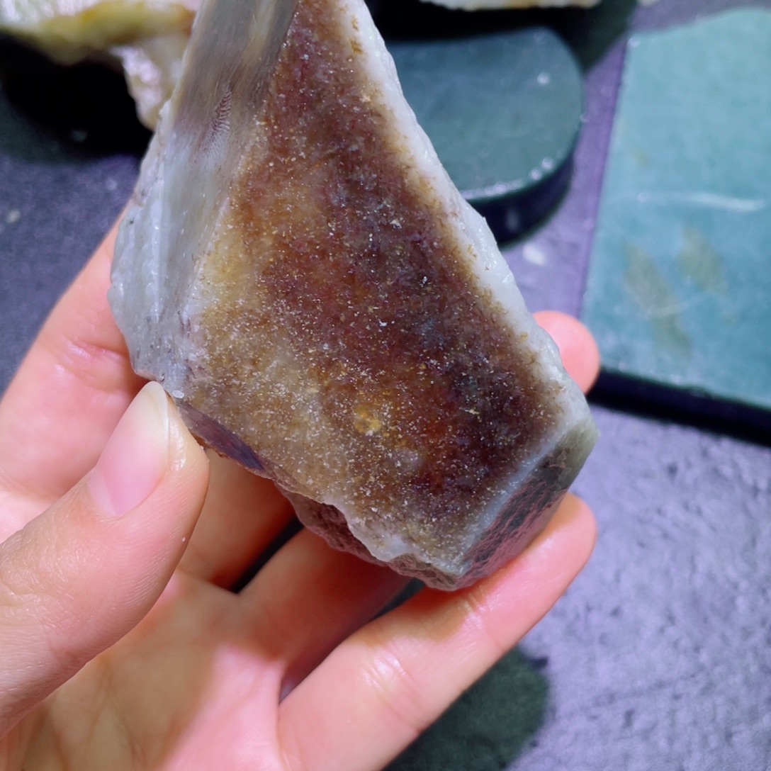 和田玉（糖玉）未镶嵌珠宝半成品