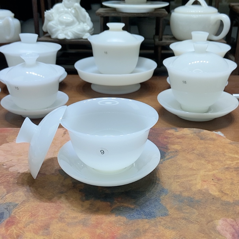 【闪购商品】我想去买东西的路上我的眼泪不敢落