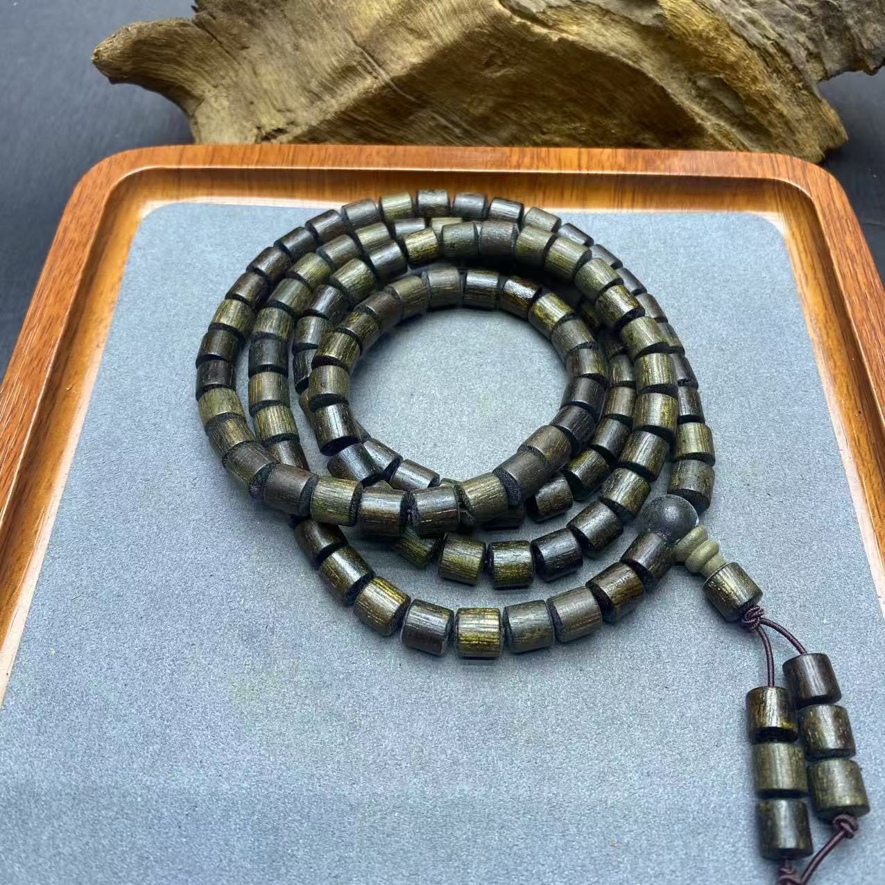 551号文玩成品手串