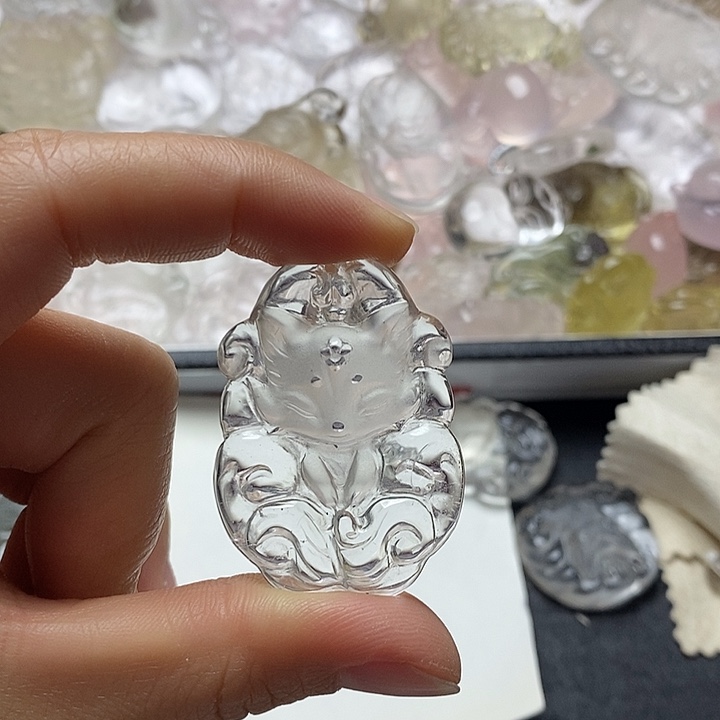 未镶嵌水晶颈饰水晶吊坠