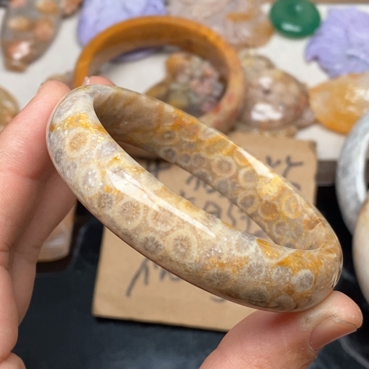 硅化珊瑚（珊瑚玉）手镯（开口镯）未镶嵌55