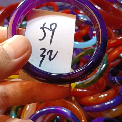 玛瑙/玉髓手镯未镶嵌