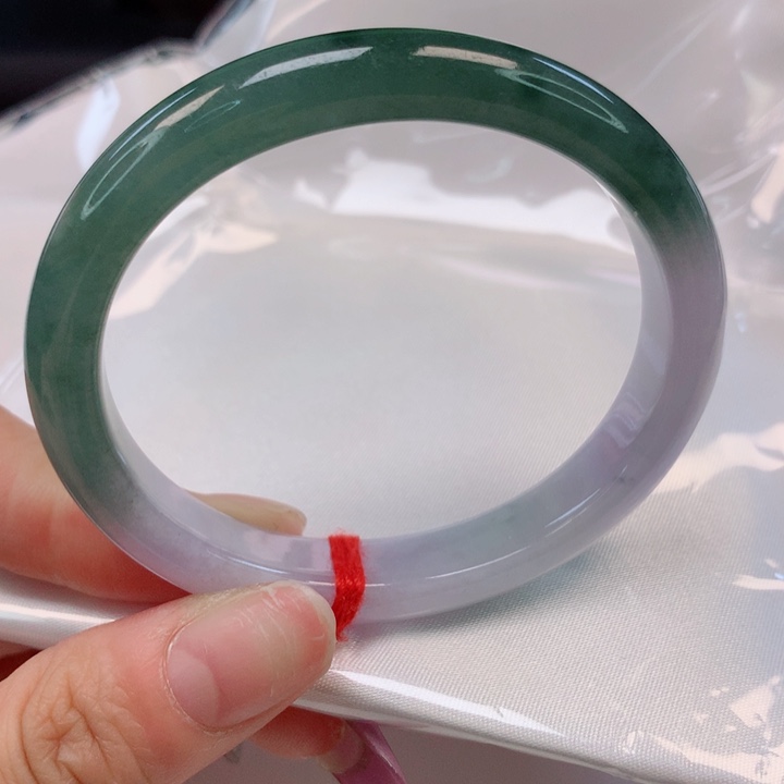 翡翠手镯（贵妃镯）未镶嵌