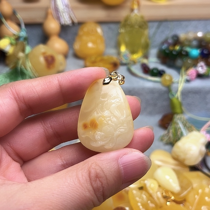 未镶嵌颈饰蜜蜡蜜蜡
