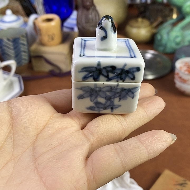 瓷器铜铁器木器木粉花瓶