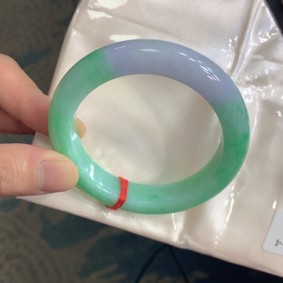 翡翠未镶嵌手镯翡翠