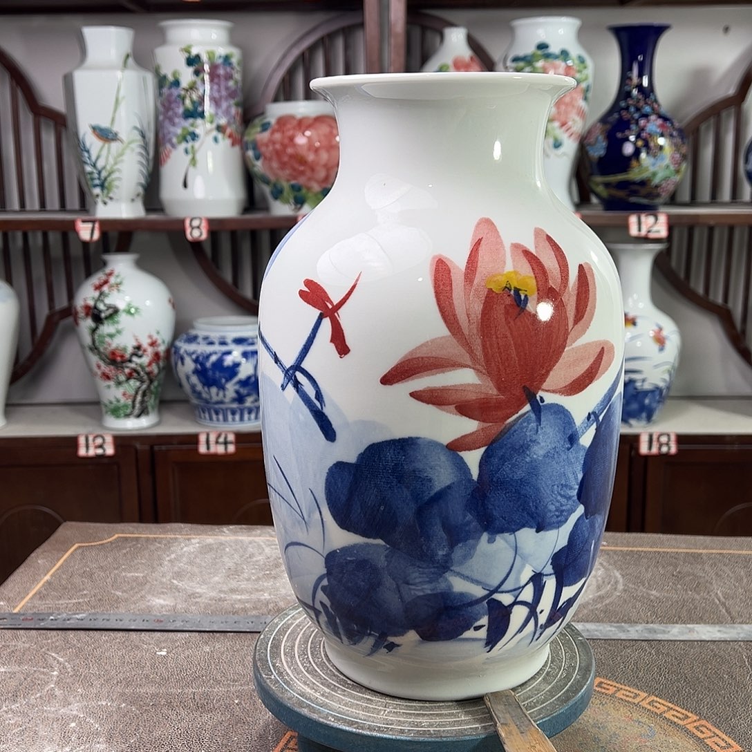 陶摆件景德镇陶瓷大冬红荷