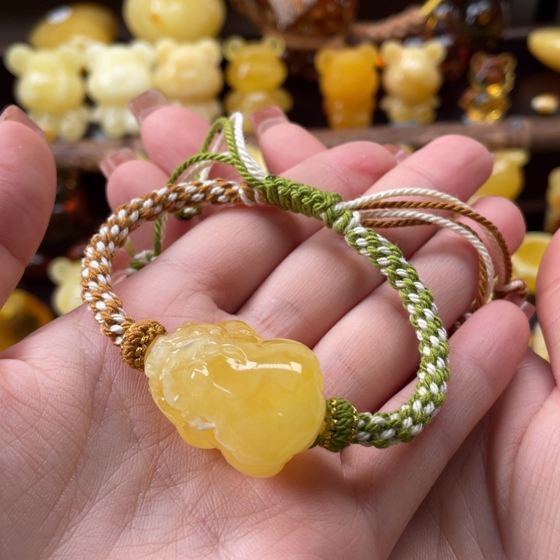 琥珀珠宝奇石未镶嵌