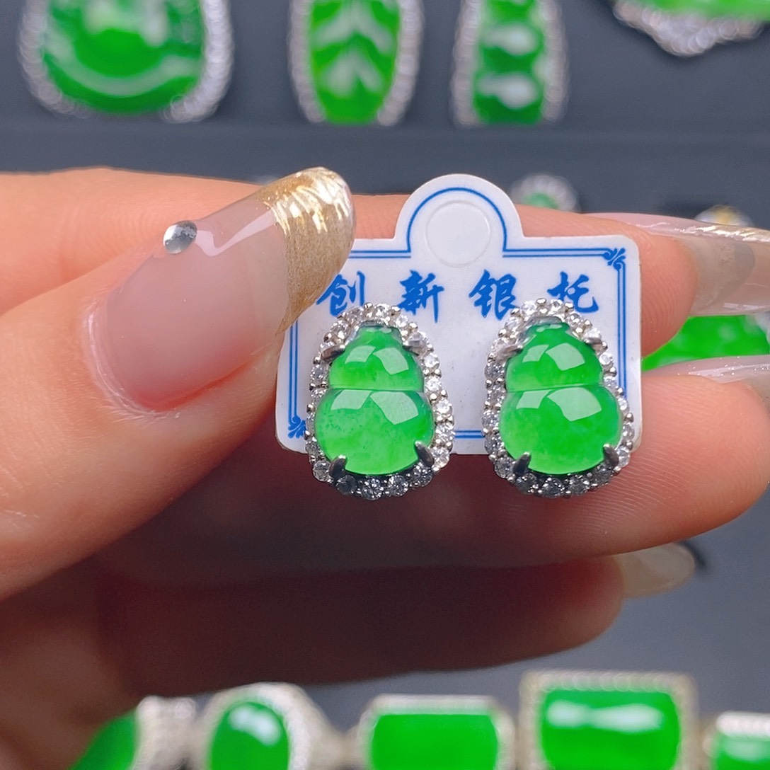 银S925镶嵌翡翠耳饰