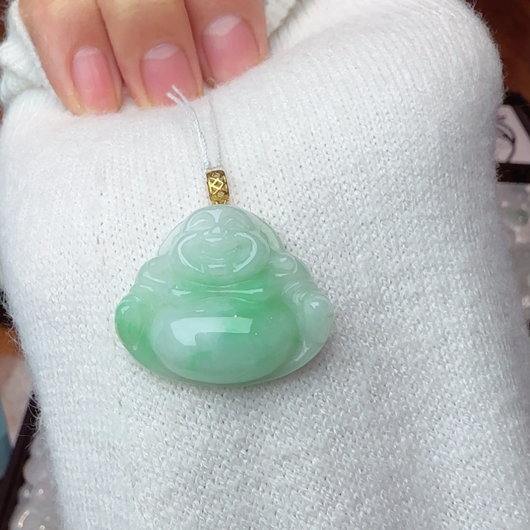 翡翠挂件18K金镶嵌佛