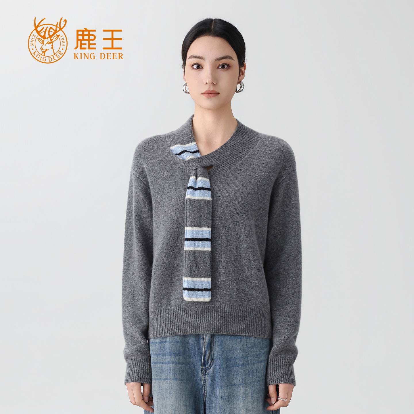 鹿王25秋冬新款女V领100山羊绒彩条围巾时尚休闲套衫 厚 RS768