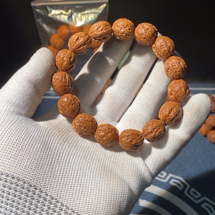 文玩核桃手串……51
