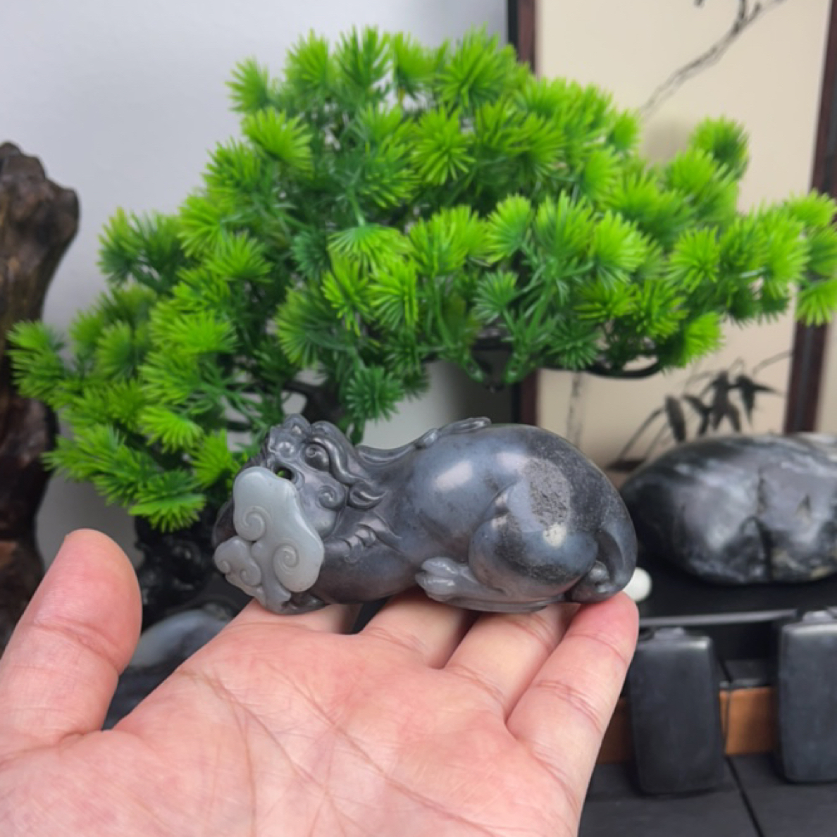 新疆青花和田玉貔貅精工手把件高品质挂件