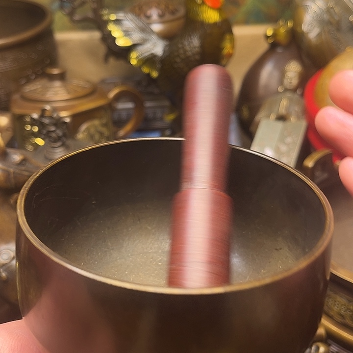 精美铜器批发档口