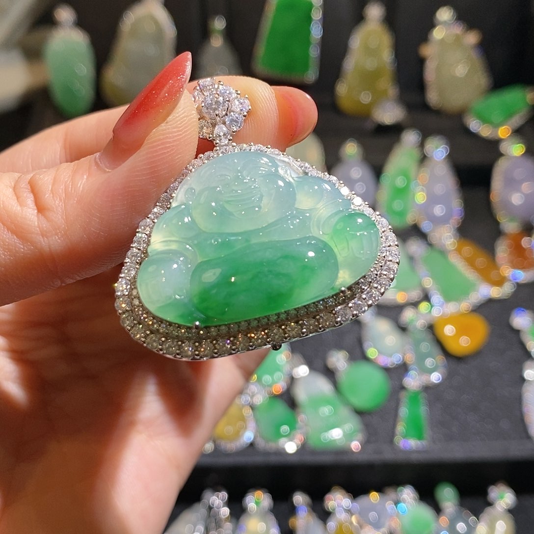 颈饰银S925镶嵌翡翠从***脷