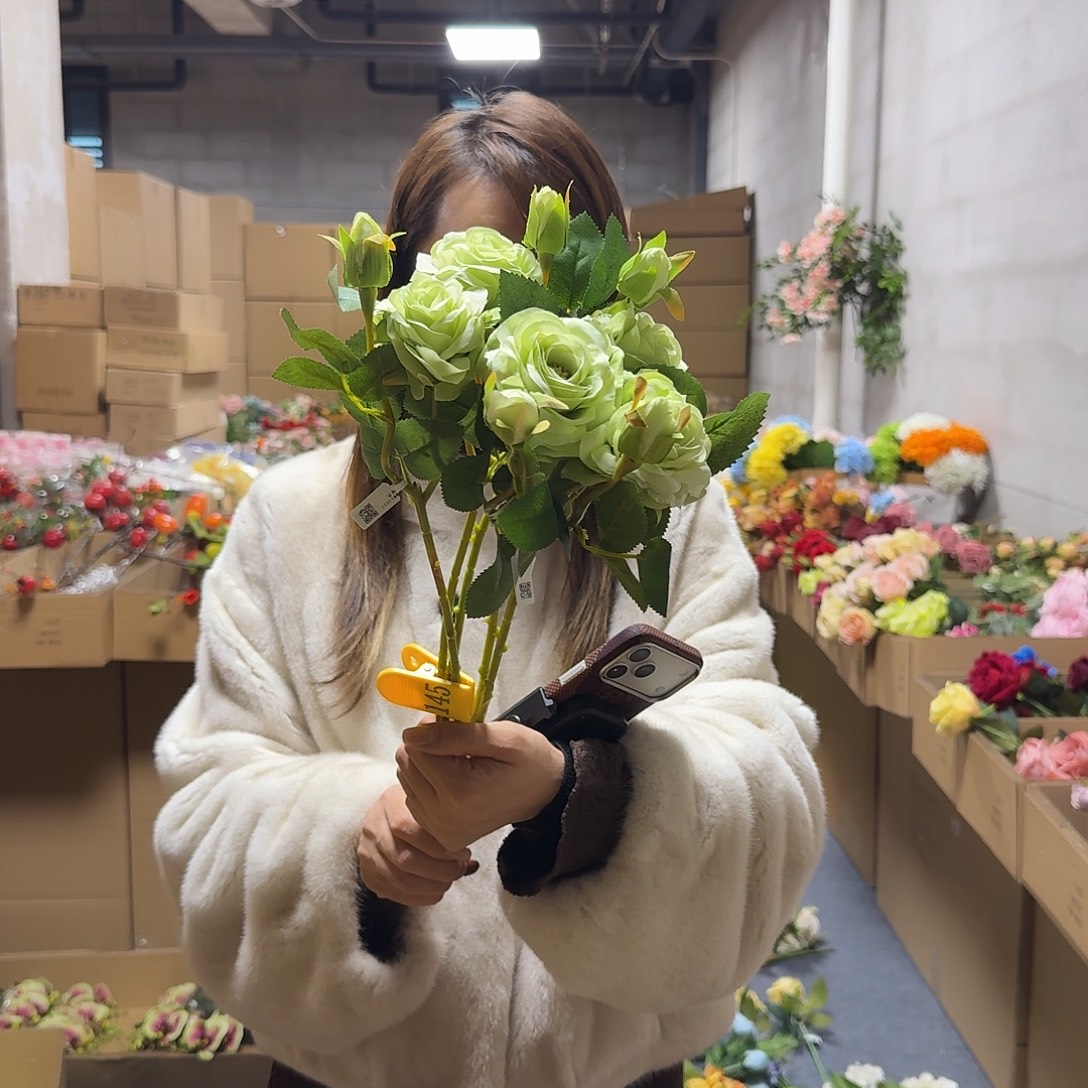 145号「闪购」仿真花，公主请下单