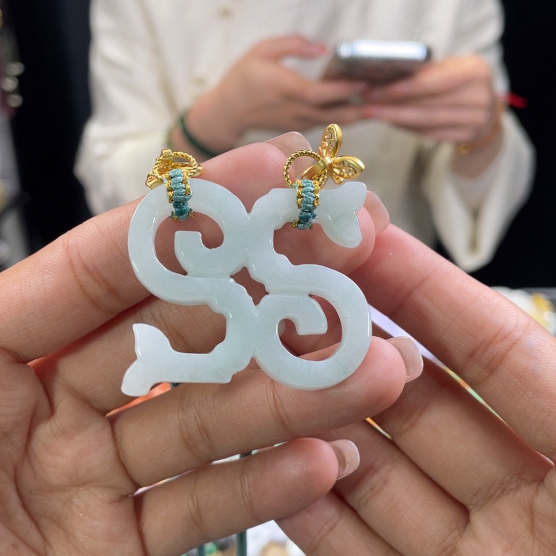 翡翠颈饰未镶嵌代编织