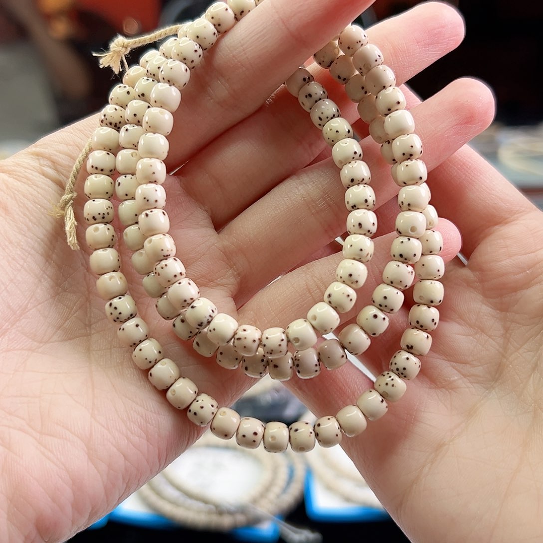 Z***R手串星月菩提Fqh6*5