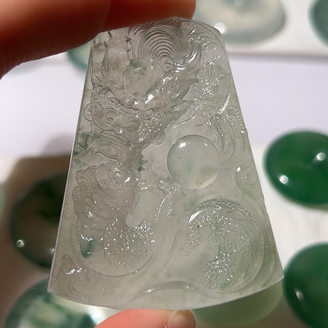 未镶嵌定制翡翠挂件