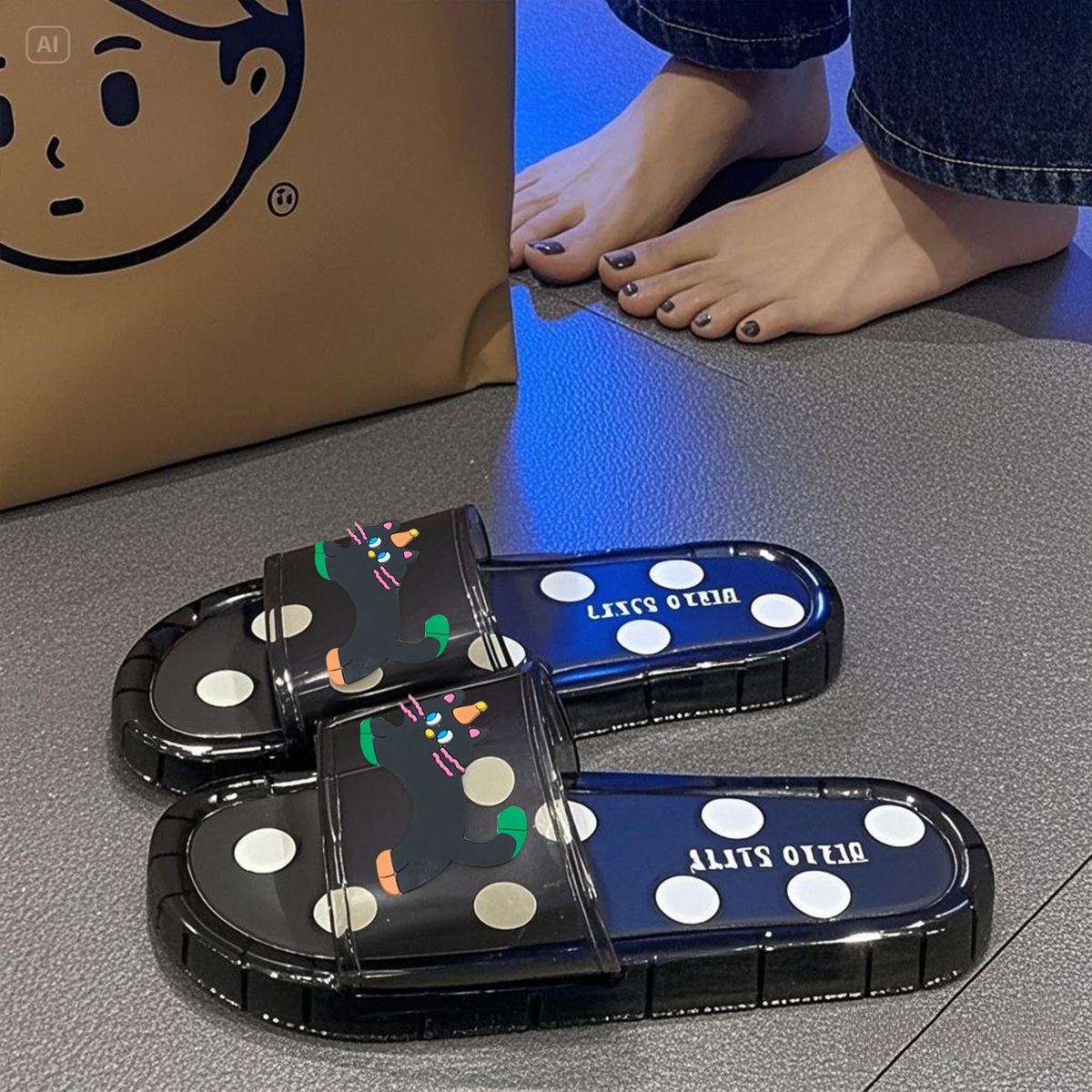 夏季时尚防滑百搭防臭软底居家室内一字洗澡网红水晶拖鞋高档外穿