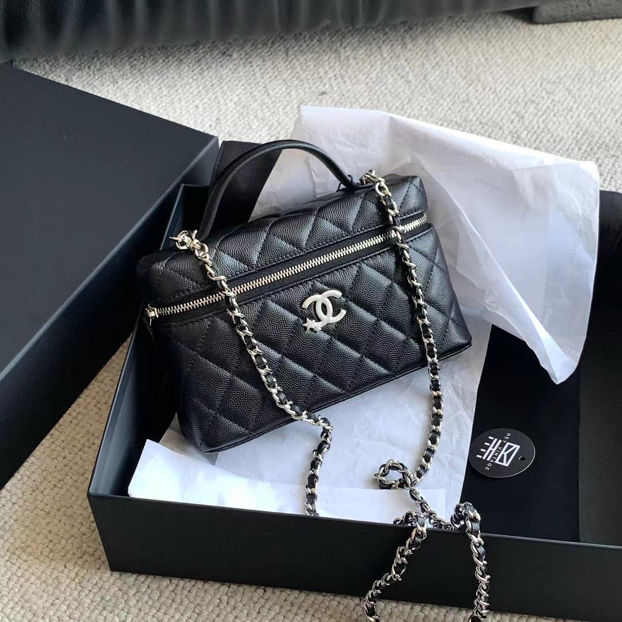 未使用 Chanel/香奈儿 25b黑银荔枝牛彗星lp饭盒包 19cm 15191031