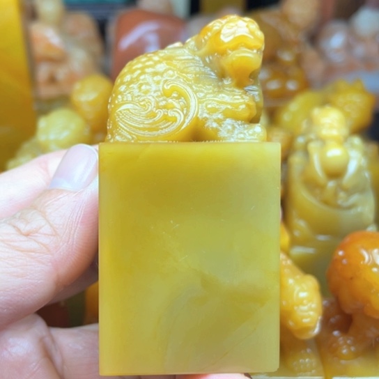 老挝石质地细膩光滑篆刻写字刀感十足