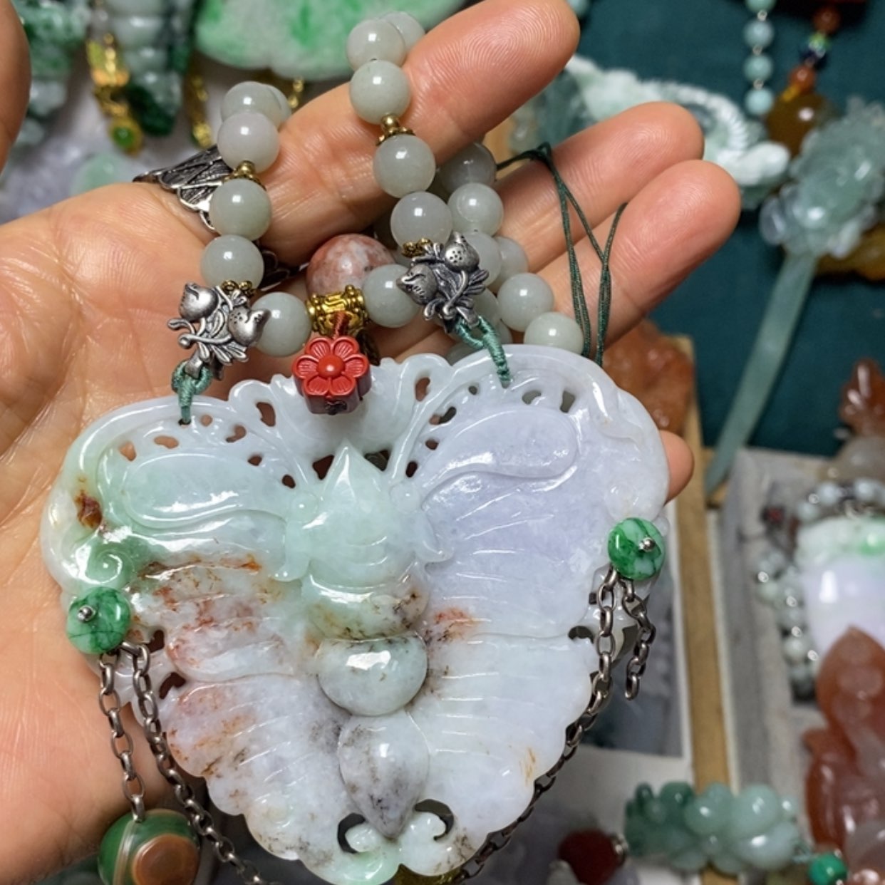 【闪购商品】翡翠吊坠(赠链)未镶嵌