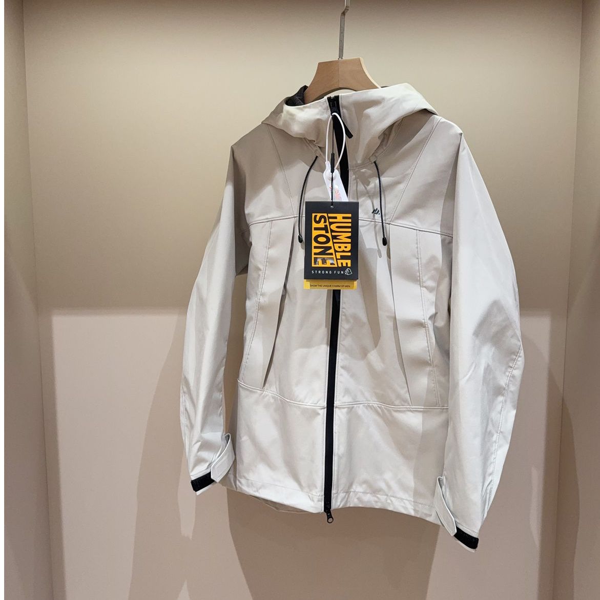 户外王炸单品！全天候防风防泼水！秋季男女款连帽软壳冲锋衣夹克